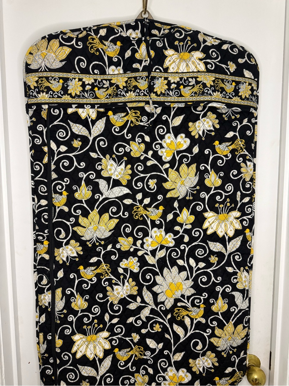 NWOT Vera Bradley Garment Bag - Yellow Bord - Picture 2 of 5